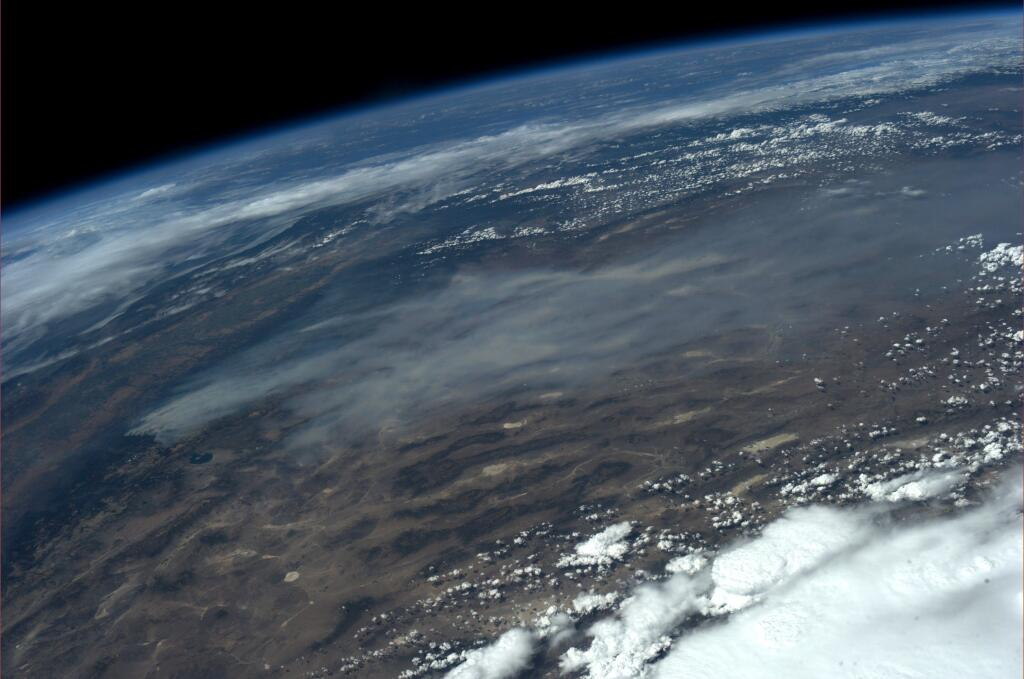 Astronaut Snaps Photo of Raging California Wildfire